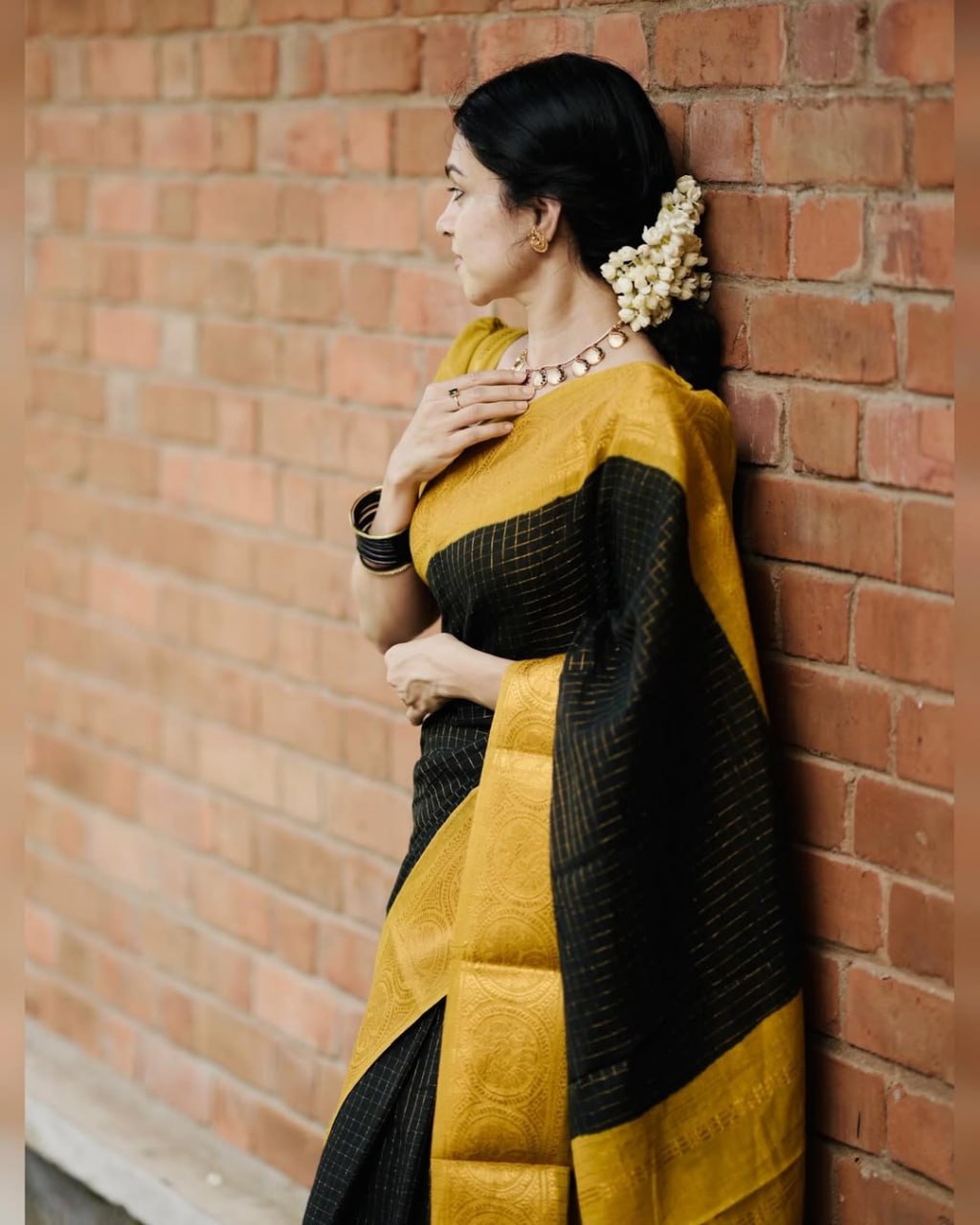 Black & Mustard Border Silk Saree - view 3 of 8