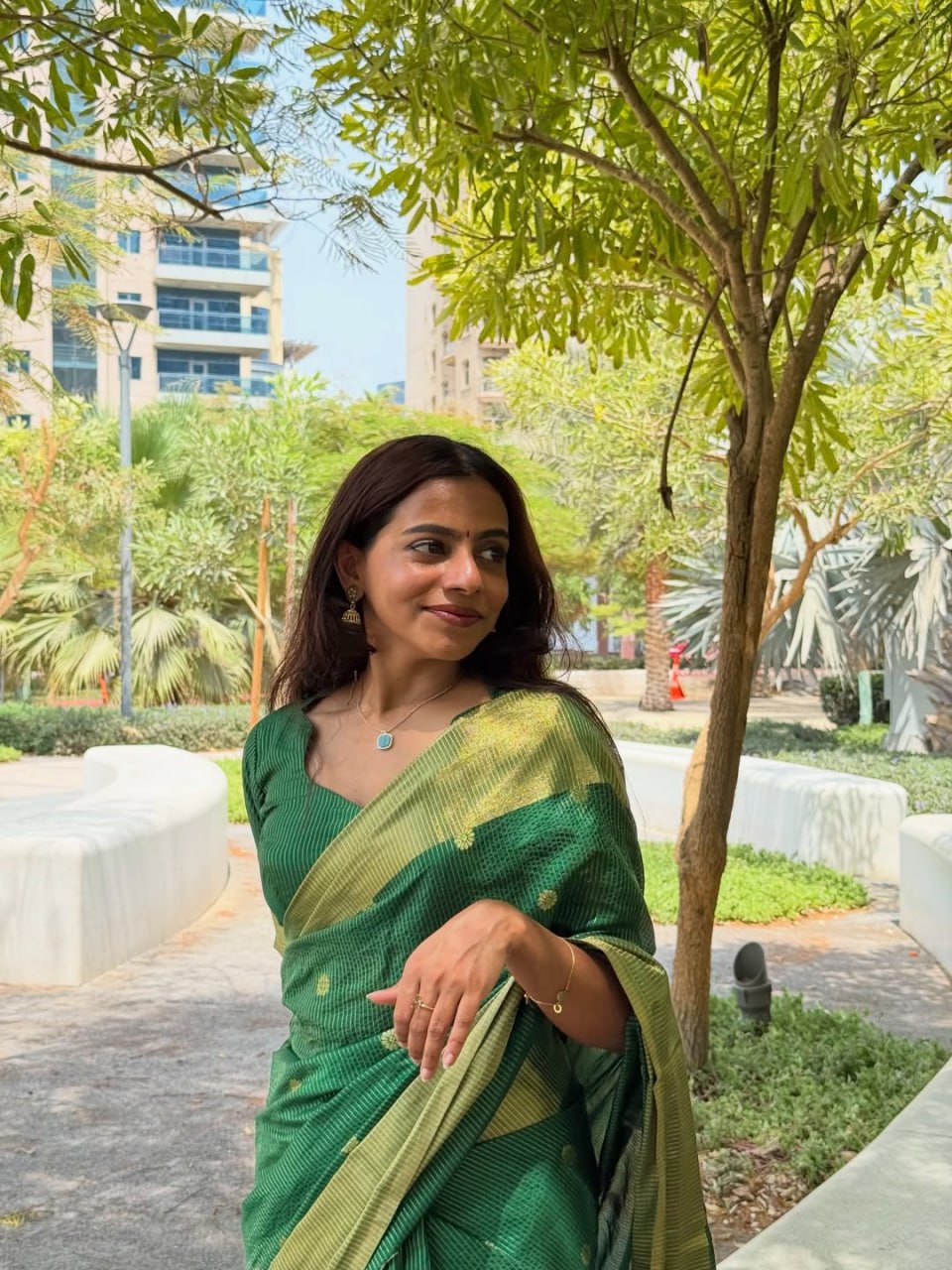 Emerald Green Buti Silk Saree - view 2 of 10