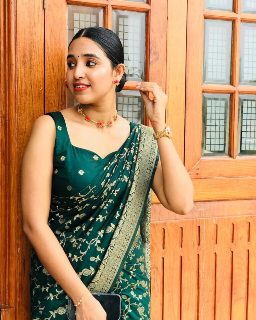 Emerald Green Zari Weave Silk Saree - Shivay Libas