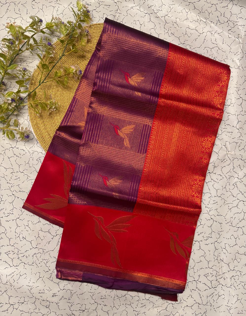 Maroon & Red Leaf Motif Soft Silk Saree - view 5 of 6