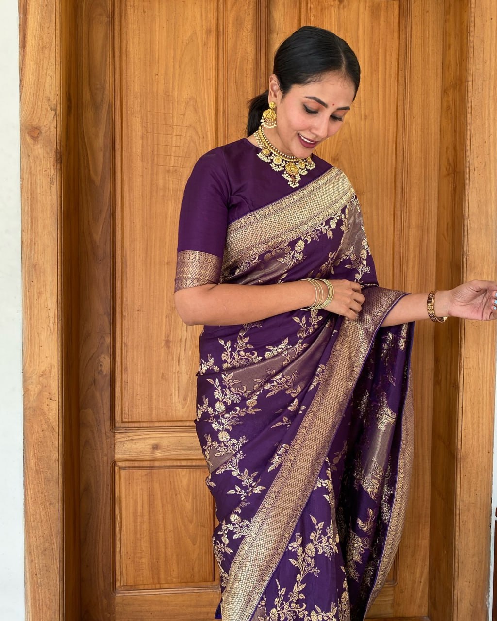 Purple Banarasi Zari Silk Saree - view 2 of 6