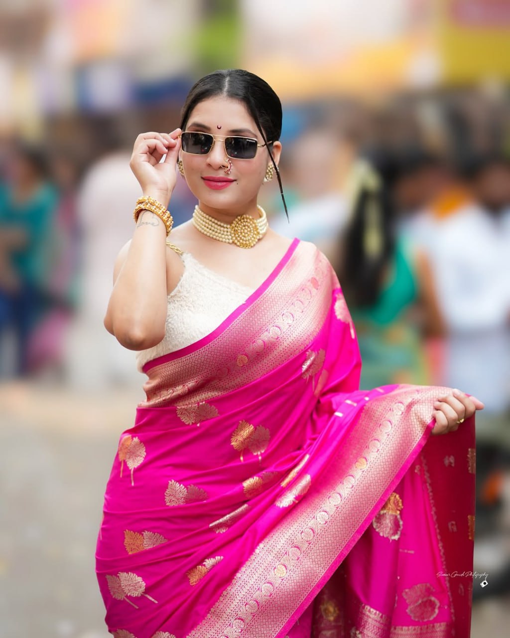 Rani Pink Banarasi Silk Saree - view 2 of 9