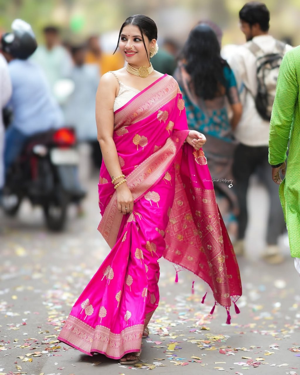 Rani Pink Banarasi Silk Saree - view 9 of 9