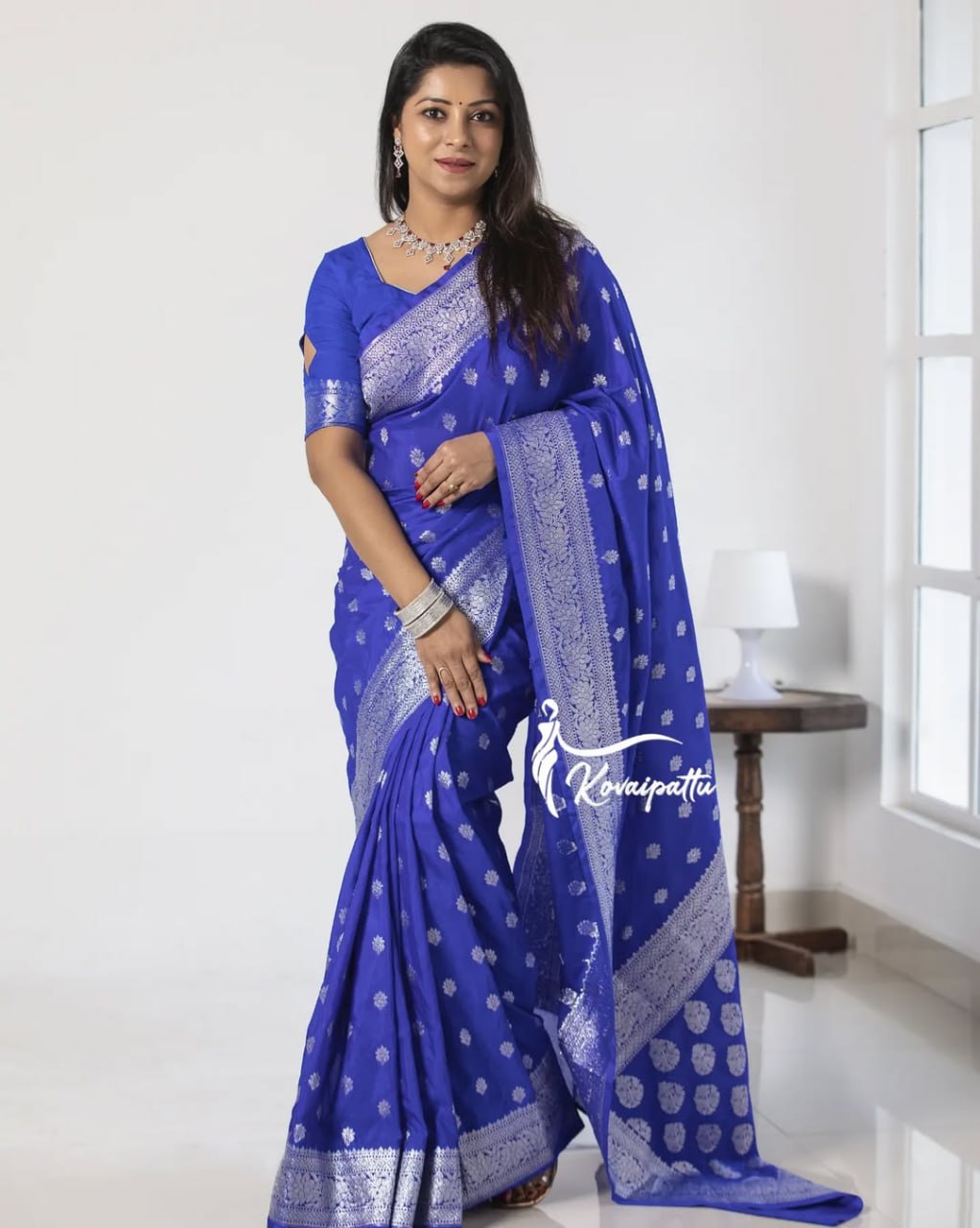 Royal Blue Banarasi Buti Silk Saree - Shivay Libas