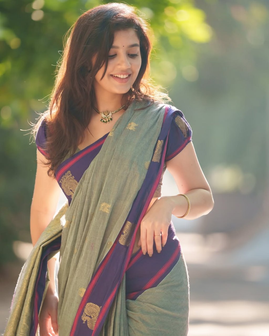 Sage Green & Purple Border Silk Saree - Shivay Libas
