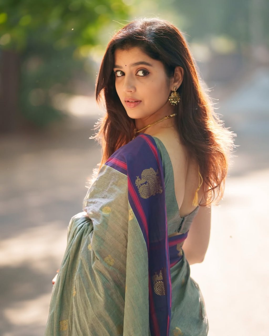 Sage Green & Purple Border Silk Saree - view 4 of 7