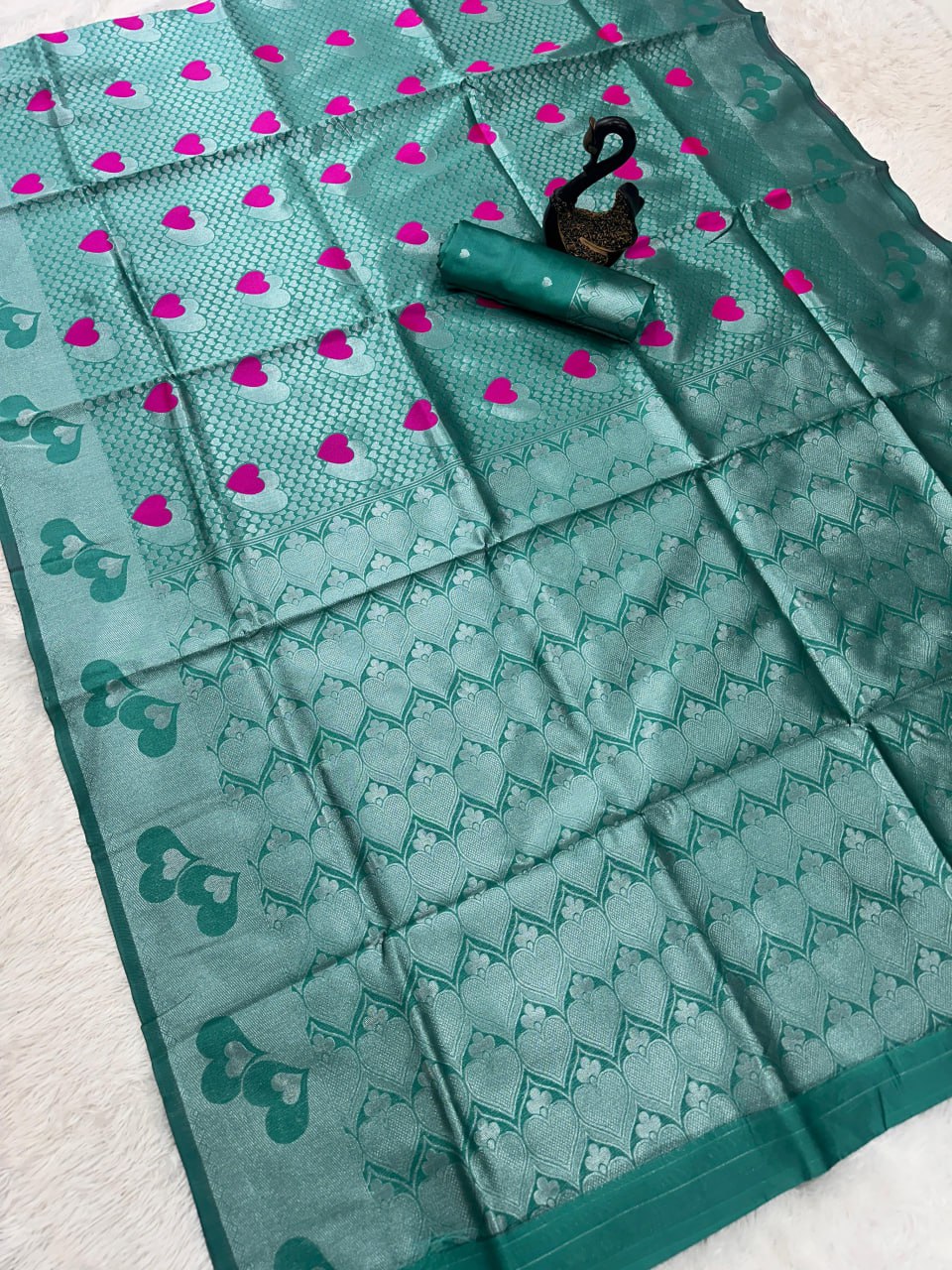 Sea Green Heart Motif Jacquard Silk Saree - view 4 of 4