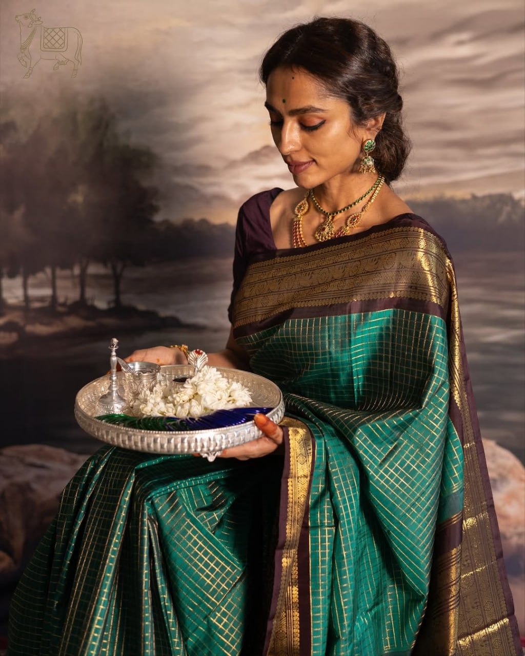 Teal Green Kanjivaram Style Silk Saree - view 3 of 9