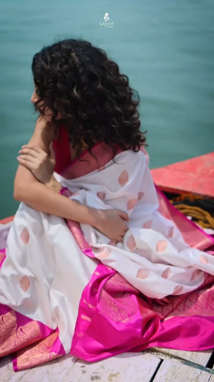 White & Rani Pink Banarasi Silk Saree - view 7 of 9