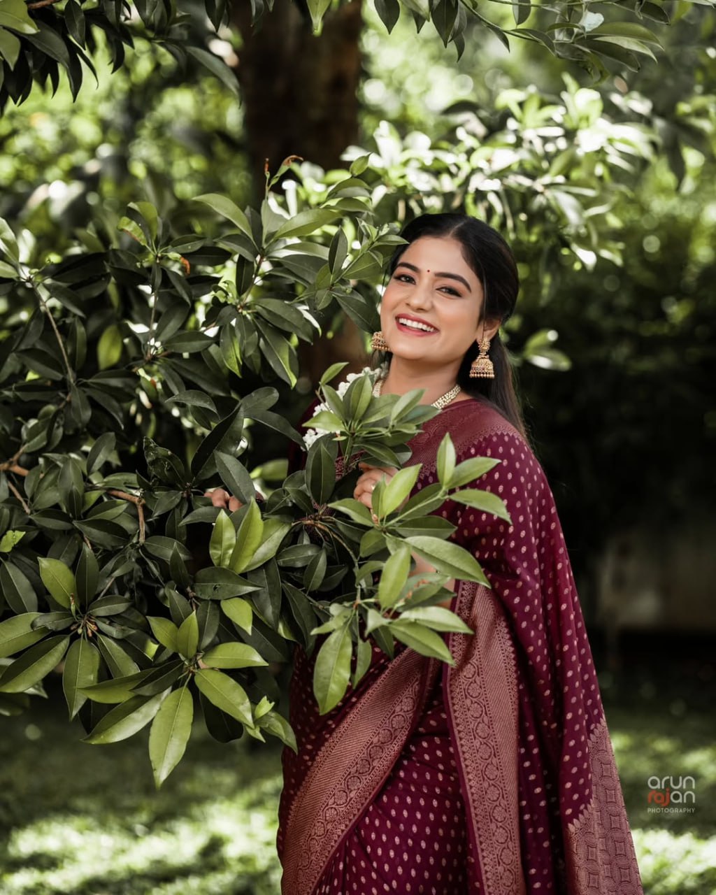 Wine Buti Silk Saree - view 8 of 8